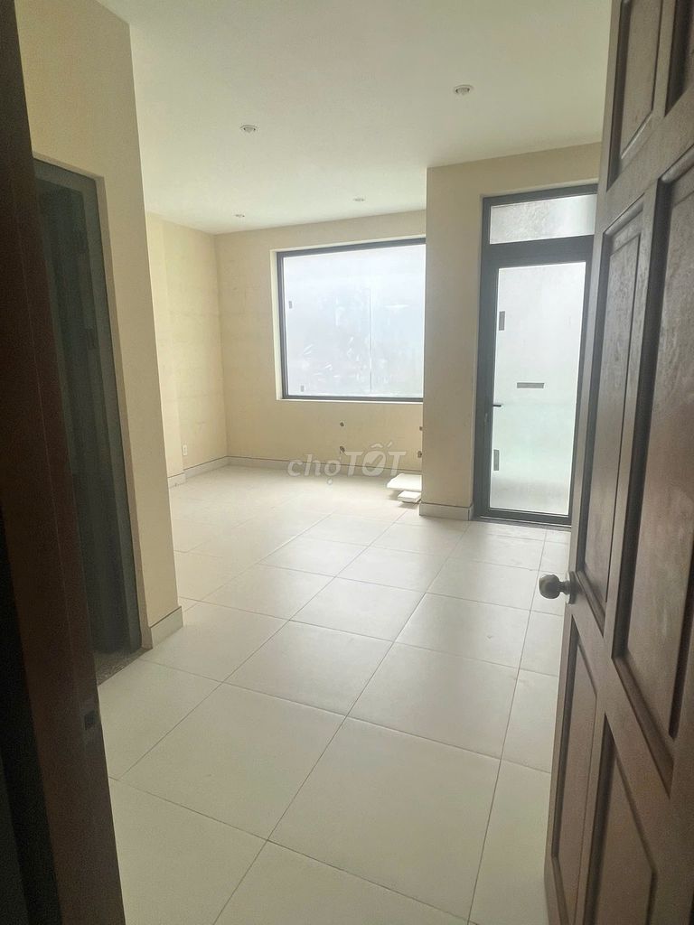 Renting the original Nguyễn Hữu Cảnh, 16th floor Bình Thạnh.