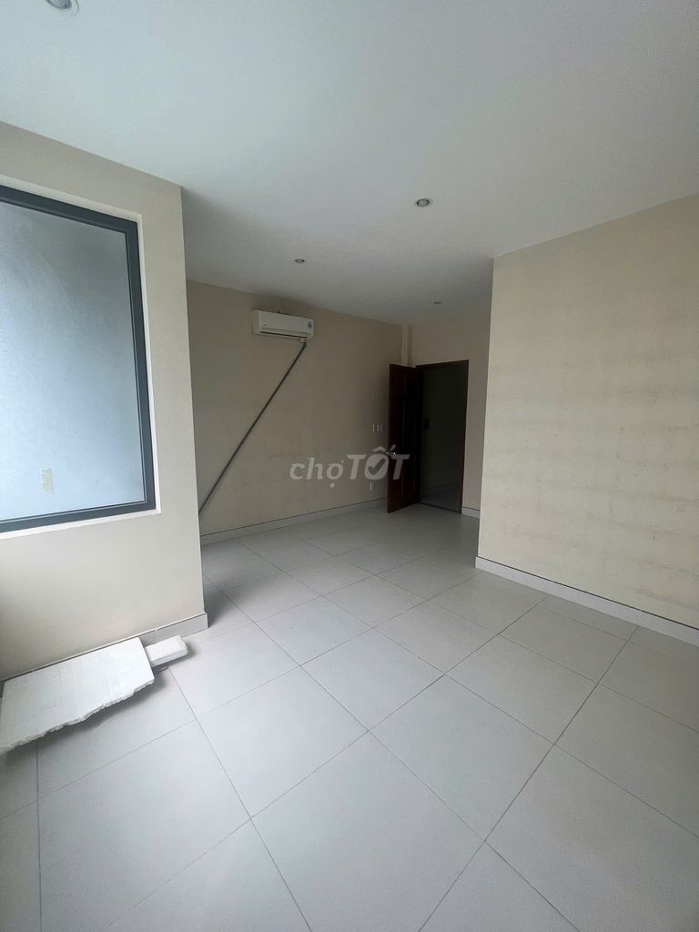 Renting the original Nguyễn Hữu Cảnh, 16th floor Bình Thạnh.