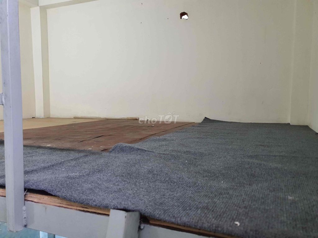 Free time renting room