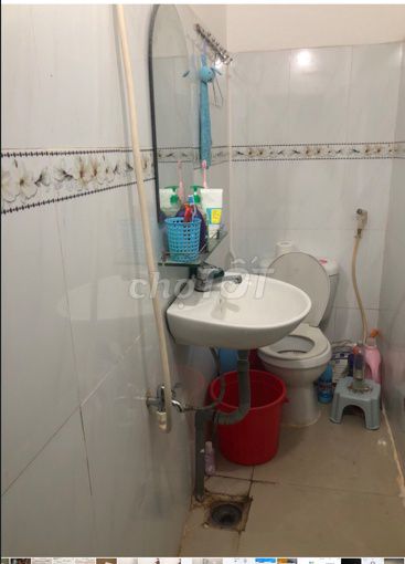 Room 18 M2-- 2.1 million per month female priority.