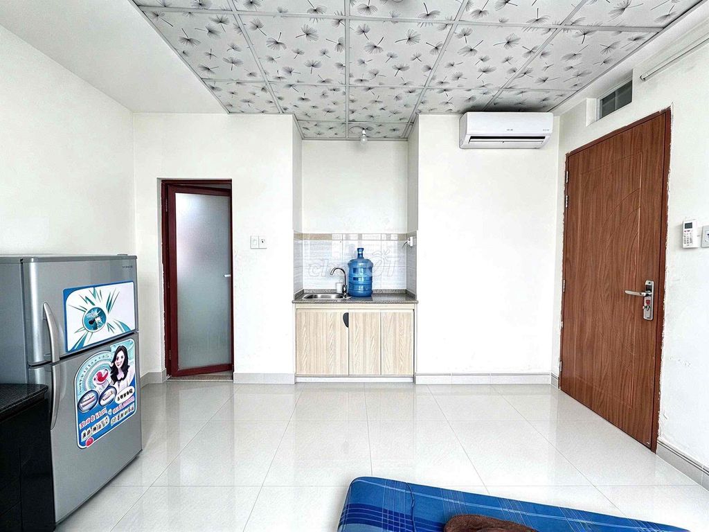 Rent the big glass apartment at the elevator station in the old East.