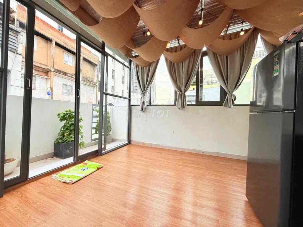 Rent an entire floor bedroom with a full-cleaning machine Trần Quang Khải.