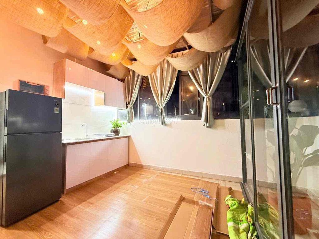 Rent an entire floor bedroom with a full-cleaning machine Trần Quang Khải.