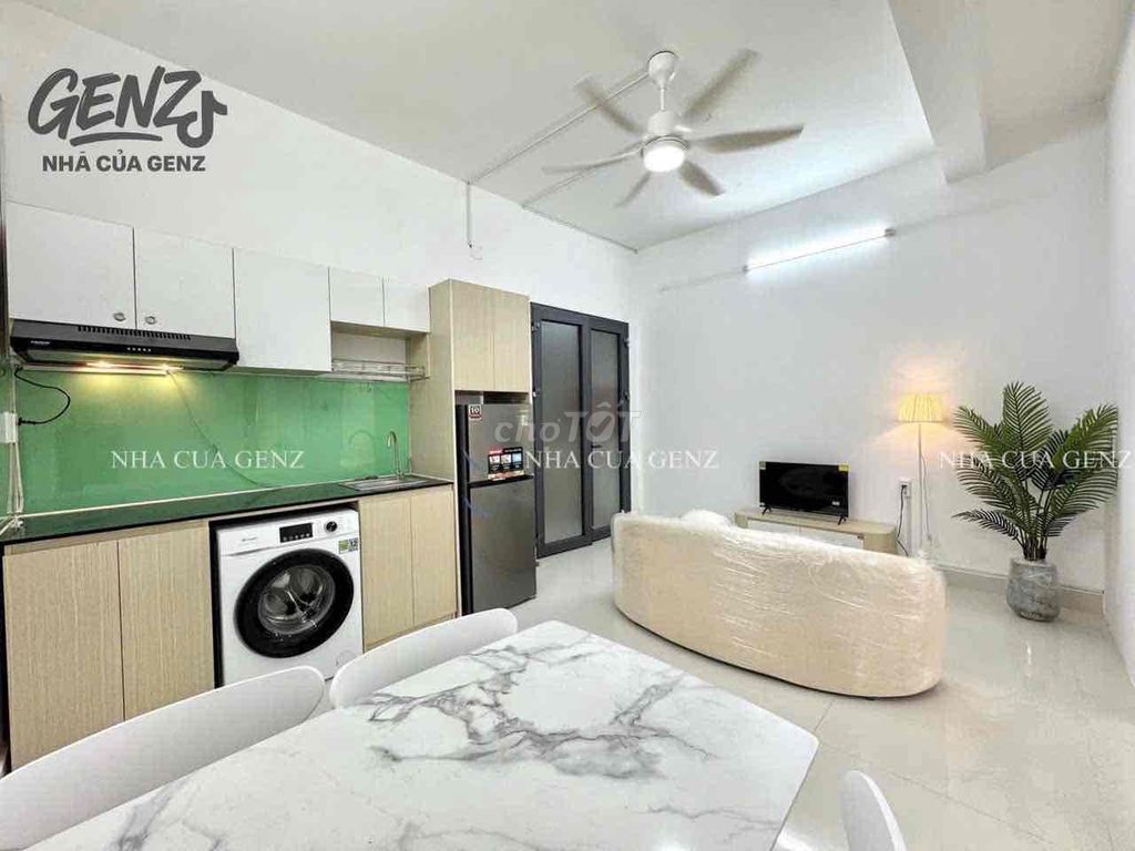 Two bedrooms right at T3-etown Station.