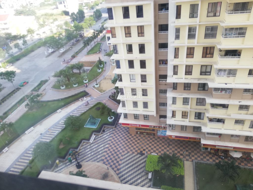 3 sleeping rooms 97 M2 – era Town only 9.5 million with interiors.
