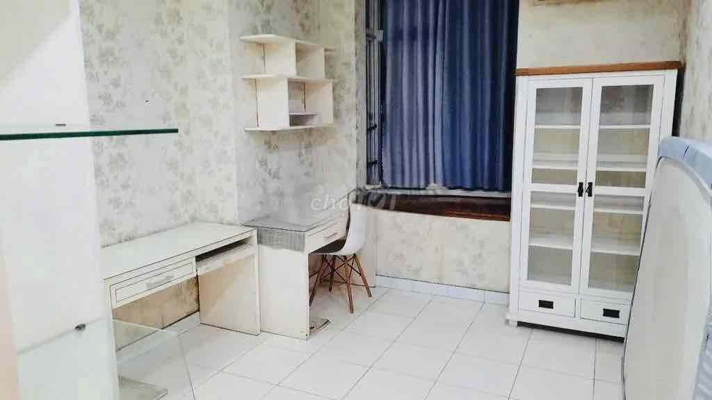 We'll have to hire the Viet Nam to rent out 11 to 62 meters 2 bedrooms 1 toilet -10 million