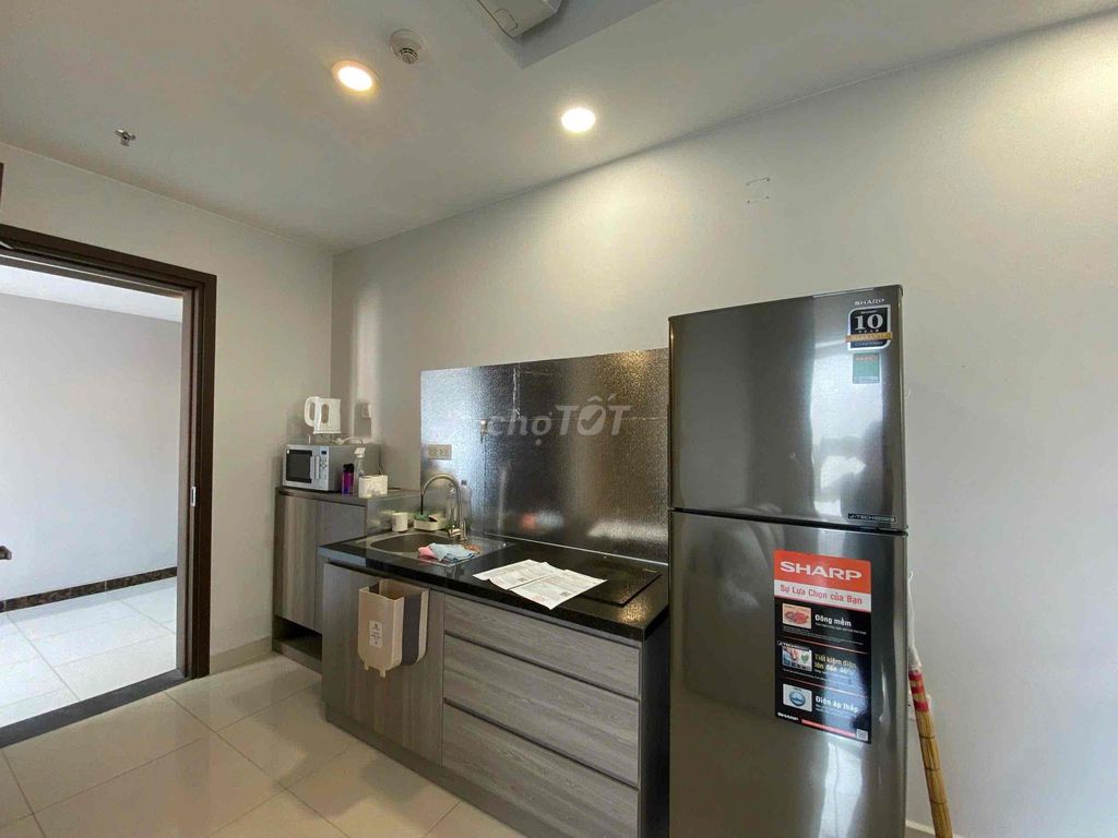 Rent a Botanica Premier apartment room in a bathroom. Near tsn airport