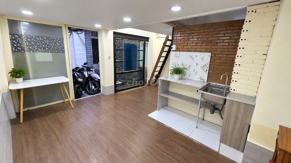 Rent a house that's both in, both Knut or storage.