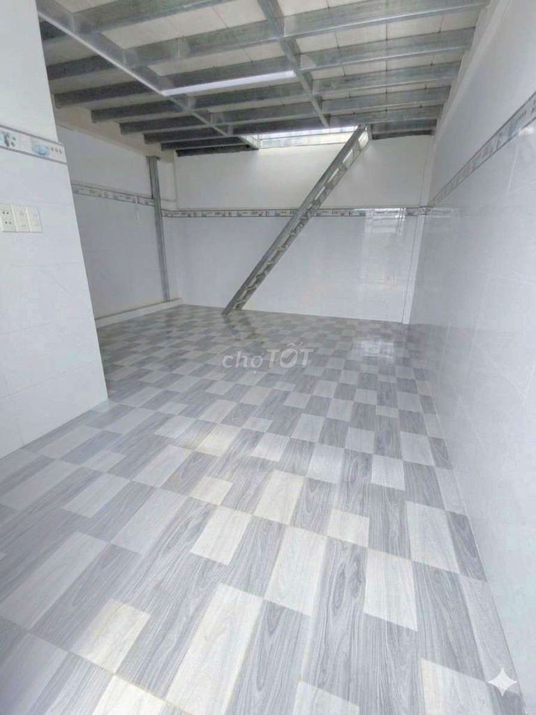 The original building is 40 meters cheap.