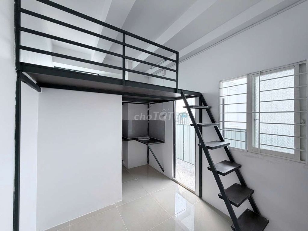 Open the new Tân Kỳ Tân Quý motel near the University of Business