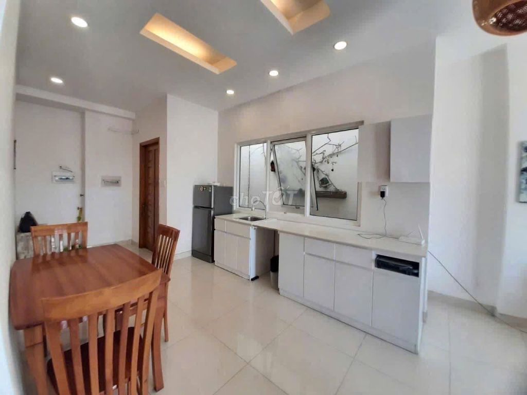 One bedroom, one living room, gave a large durability of the washing machine.