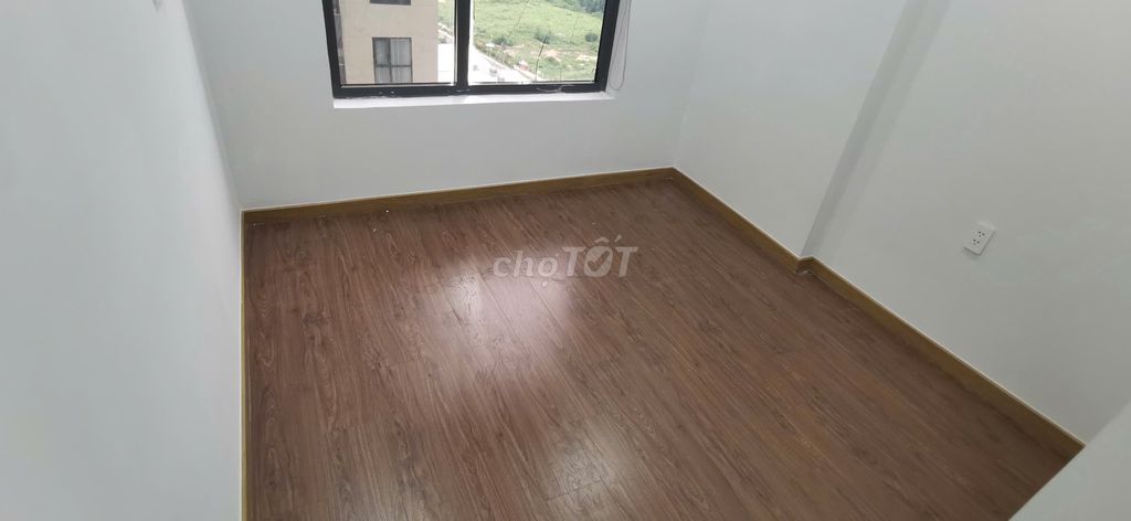 One bedroom is only 5.2 million a month -- comfortable alone, light up the cost.