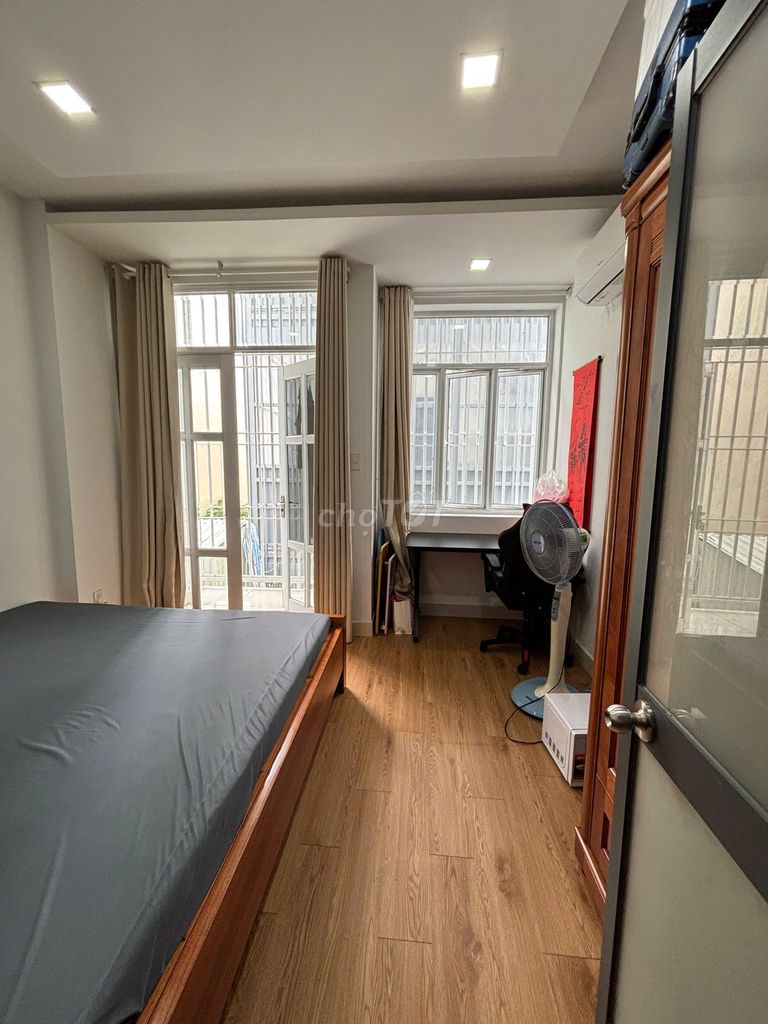 Pass back to the motel at Kadc Phước Kiển A (Sadeco)