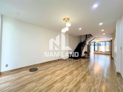 4 X20 Apak, 4 floors, 32 million.
