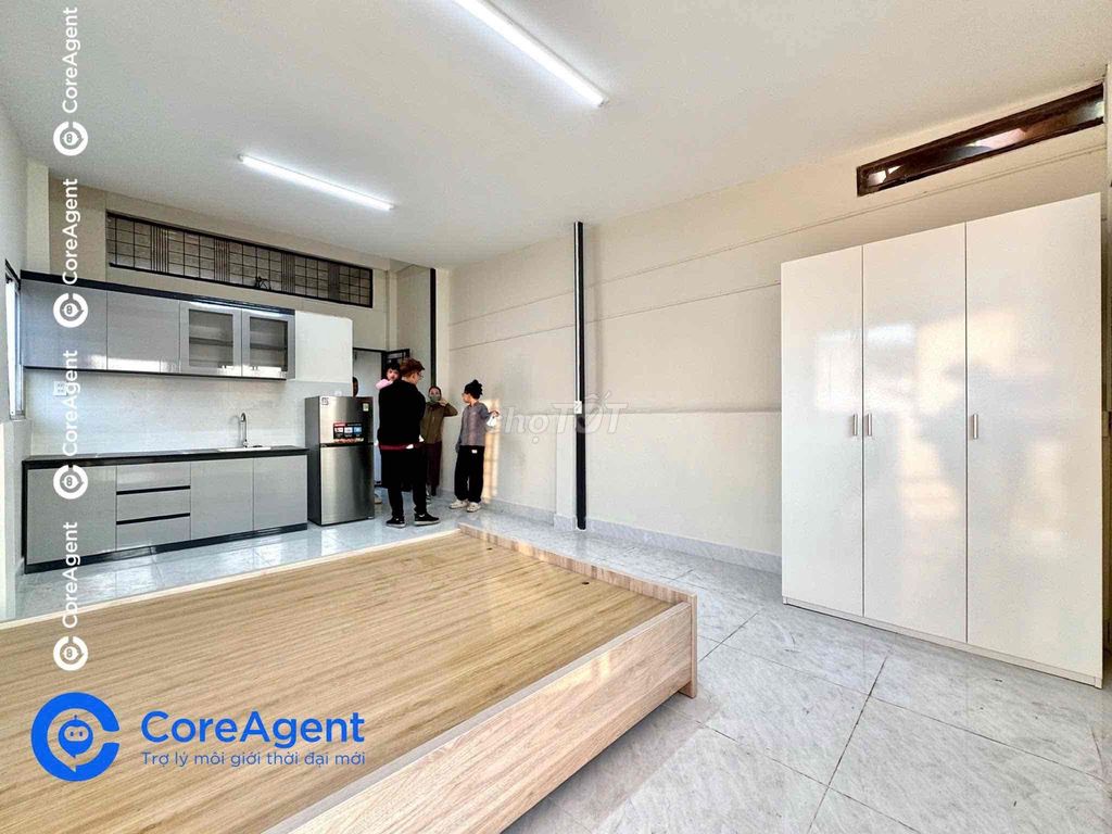 Rent the balcony studio, nice interior, Thoại Ngọc Hầu.