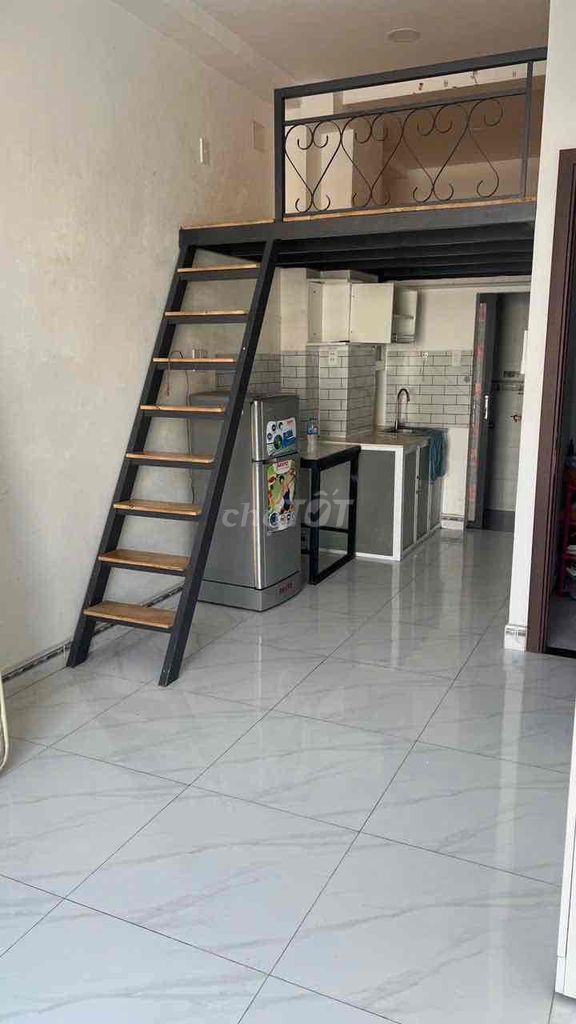 4 .3 Duprix Bancol right on Nguyễn Thị Thập.