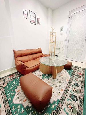 The Studio Closest at 3300 m Tet Full interior at Hoàng Hoa Thám