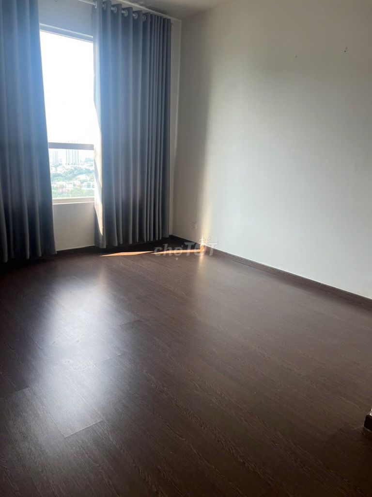 The rare-two Vista Verde 98 M2 room area to ntcb costs only 18 million a month.