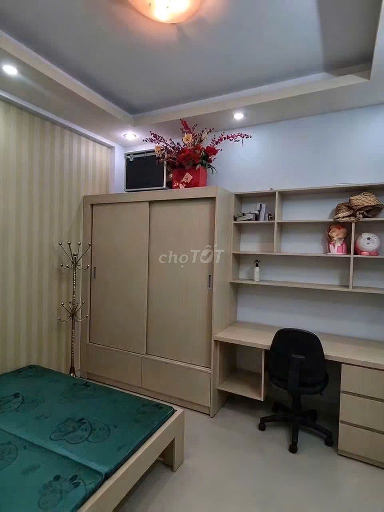 Hòa Hưng cash house, TNN 2 floor st, 5 bedroom 3 toilets, 4 x14 meters, 28 million