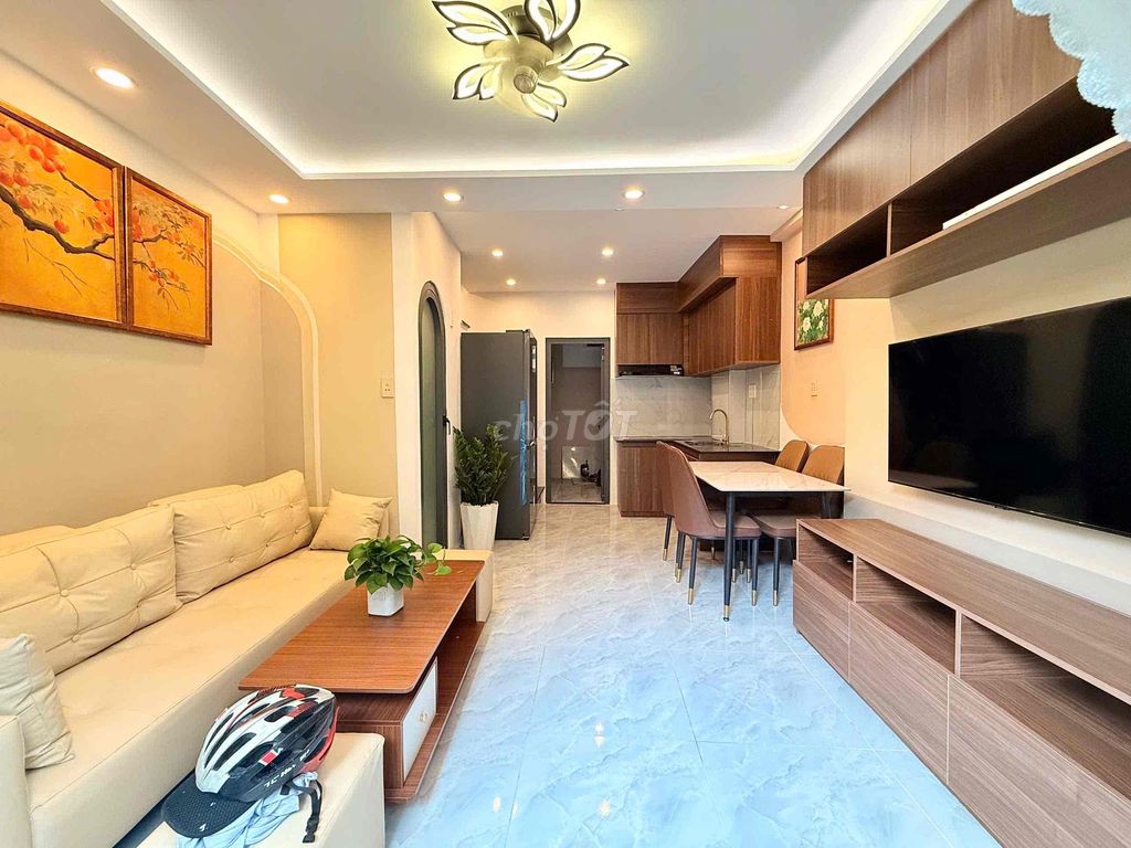 Nơ Trang Long alley 6 bedroom 6 two living room 2 for 39 million bedroom 3 toilets 1 living room for 19.5 million Em