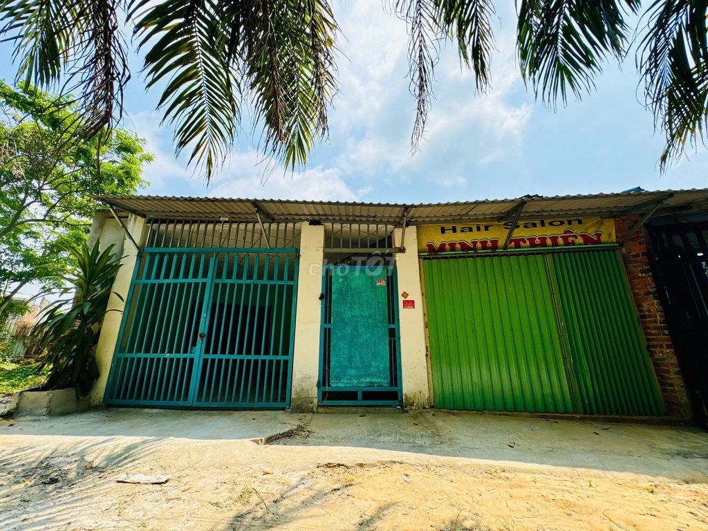 Rent Củ Chi root house in cash, eight meters, four bedrooms, three bathrooms near the market