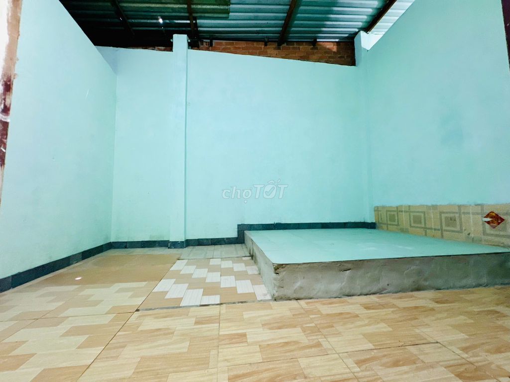 Rent Củ Chi root house in cash, eight meters, four bedrooms, three bathrooms near the market