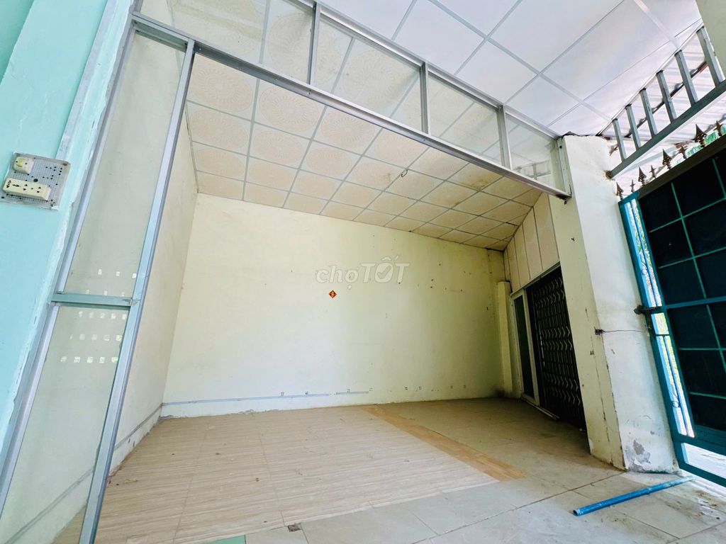 Rent Củ Chi root house in cash, eight meters, four bedrooms, three bathrooms near the market