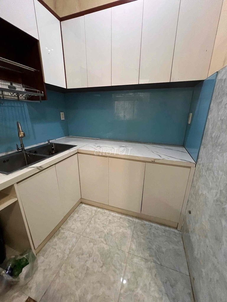 Rent a 3th floor 101th,41th Thành Thái, 10th District of the City of Celebrity