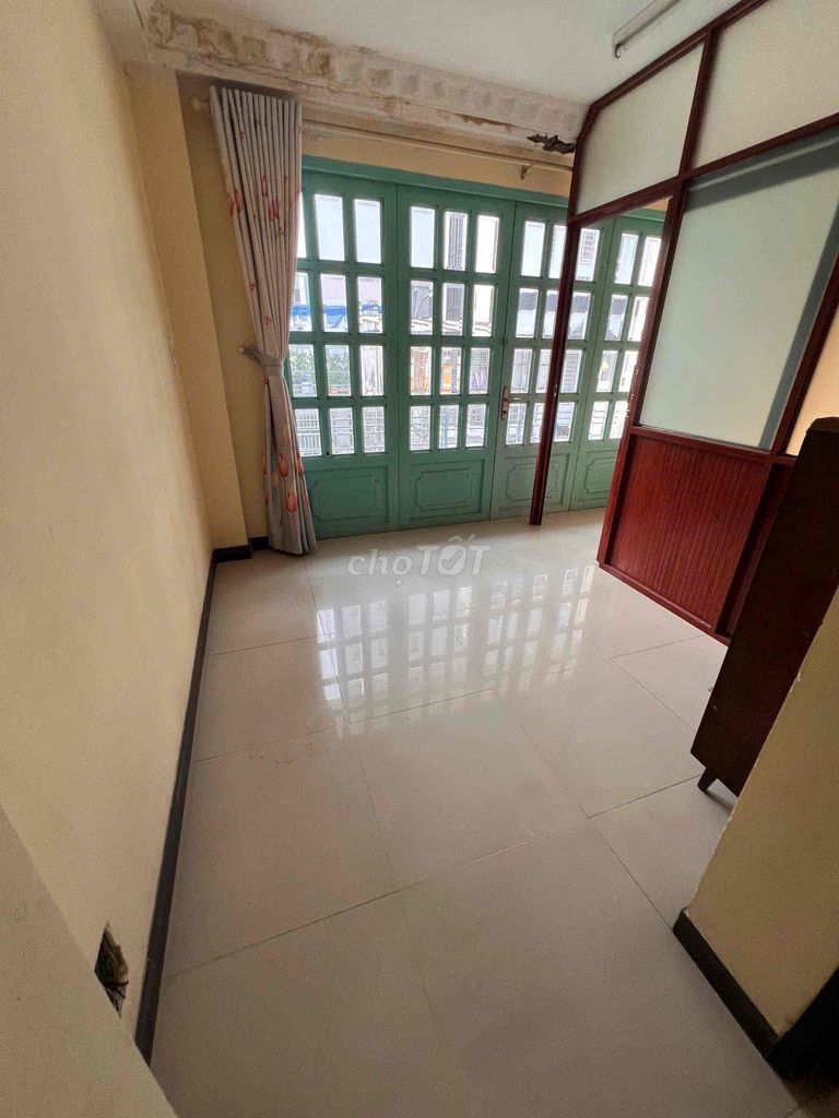 Rent a 3th floor 101th,41th Thành Thái, 10th District of the City of Celebrity