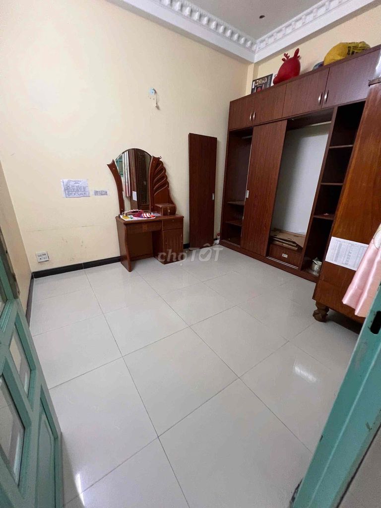 Rent a 3th floor 101th,41th Thành Thái, 10th District of the City of Celebrity