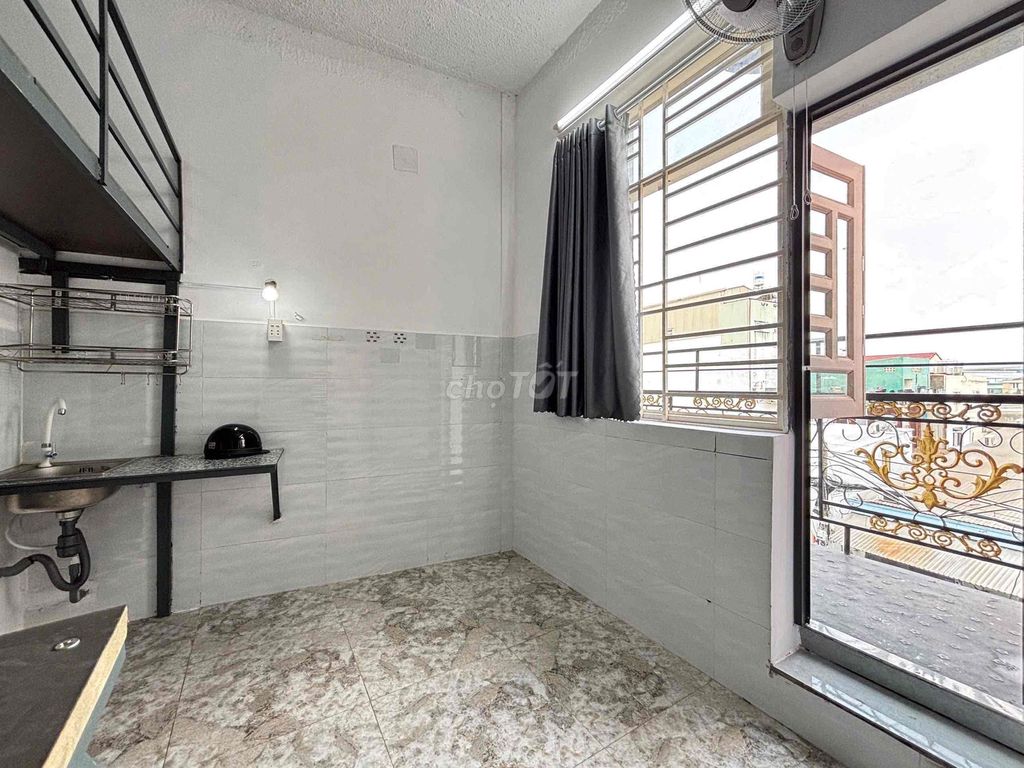 Clean room, near commercial college, near aeon Tân Phú