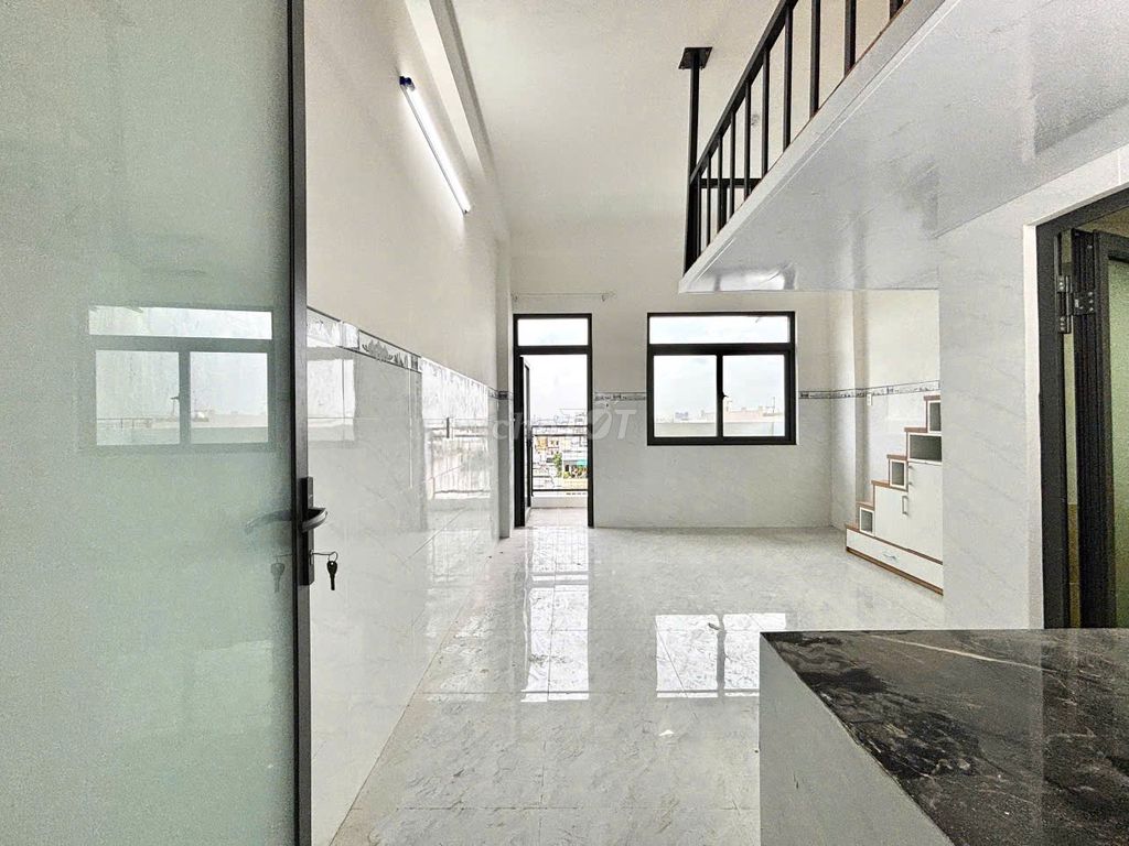 A full interior in the living room. Phan Văn Hớn has a newly built elevator.