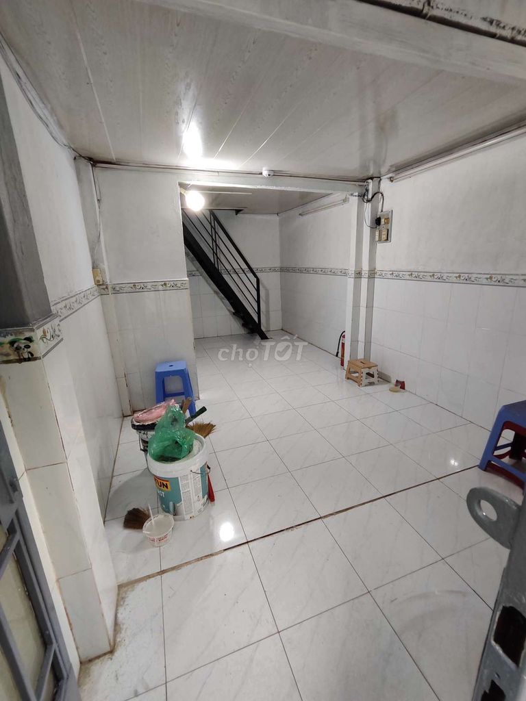 Rent the entire house on the day of the Conveyed Tree and School of Staff.