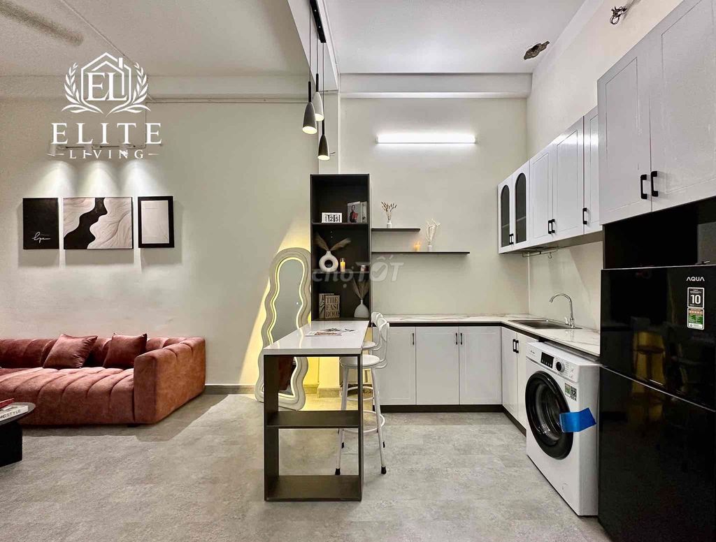 apartment full of balcony