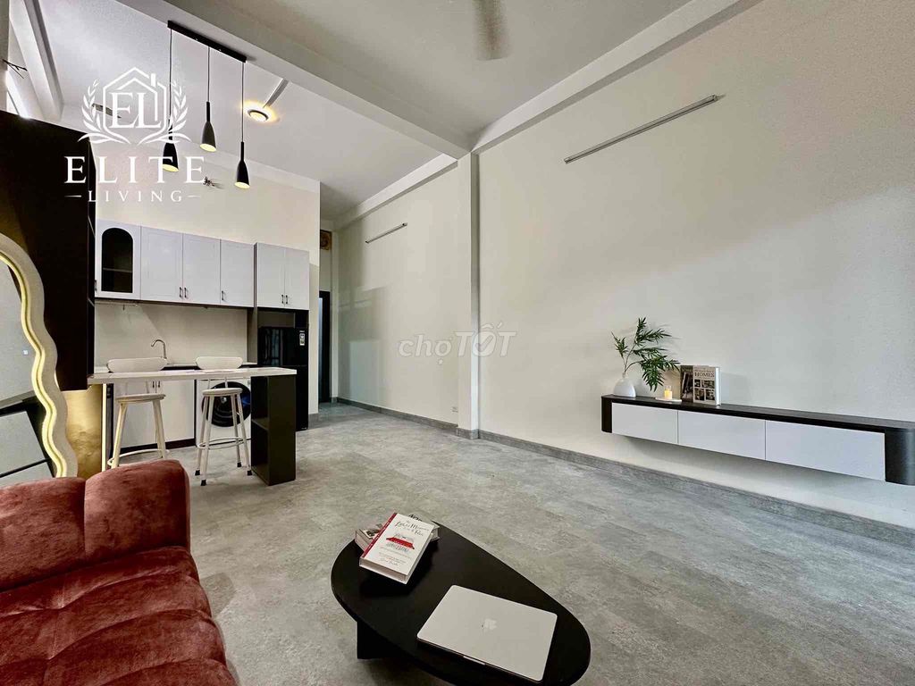 apartment full of balcony