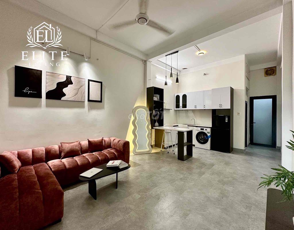 apartment full of balcony