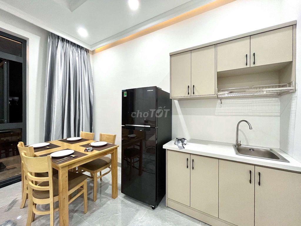 Studio private washing balcony opposite of Law University