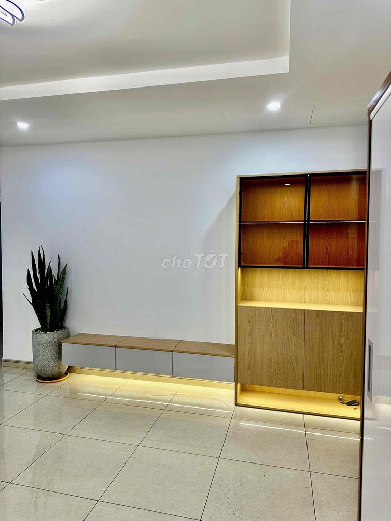 Rent two bedrooms–2 toilets–full interior–kc Cityland park khills Gò Vấp