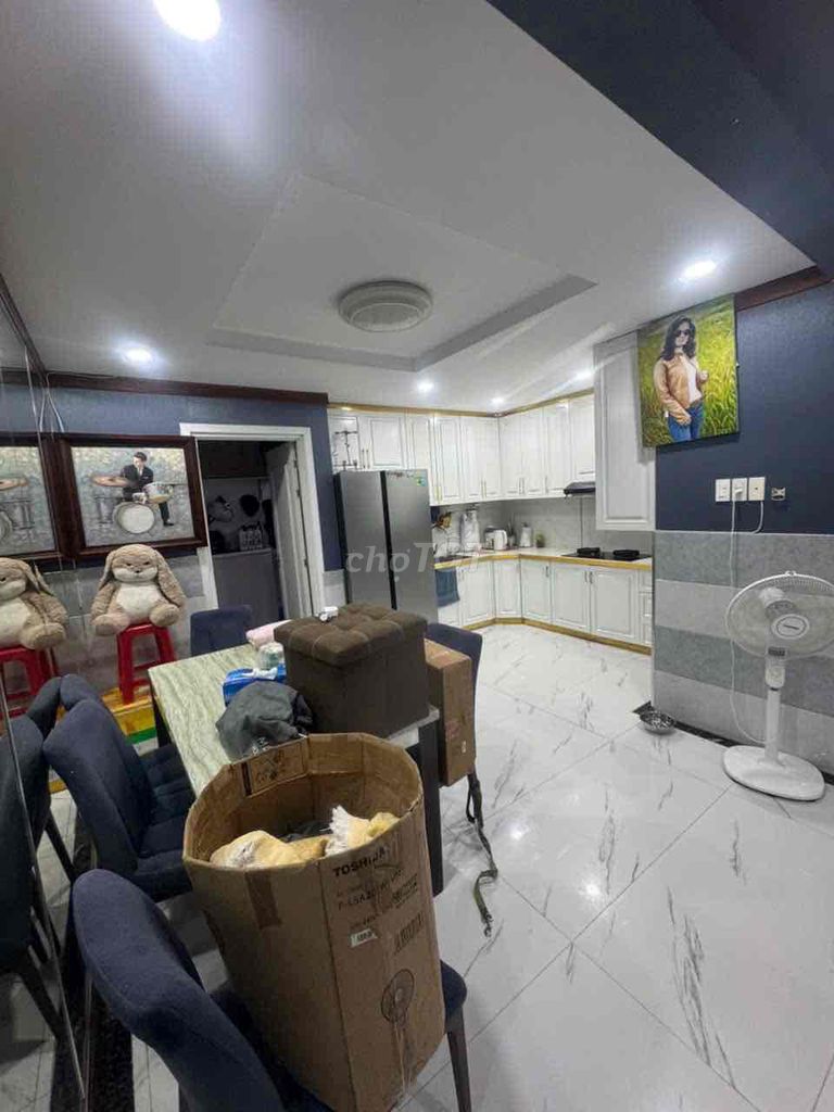 Rent two bedroom two.