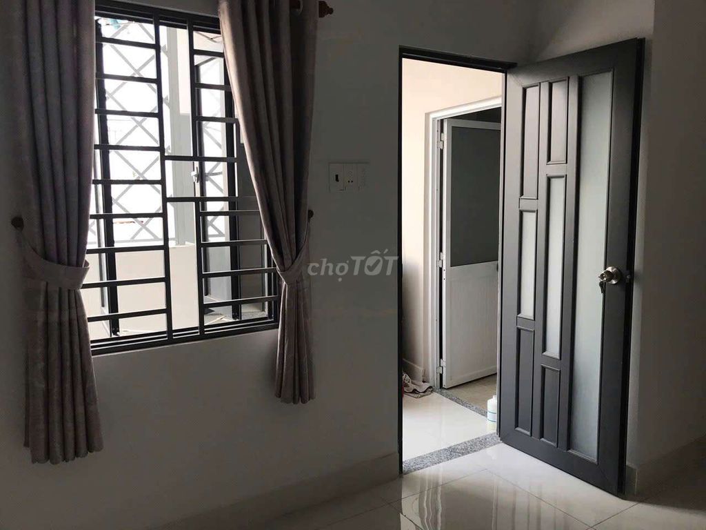 Phạm Văn Hai - 4 suite 3 floors