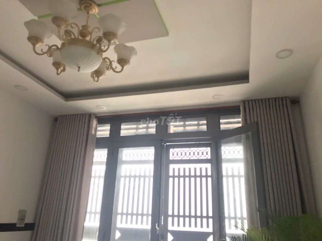 Phạm Văn Hai - 4 suite 3 floors