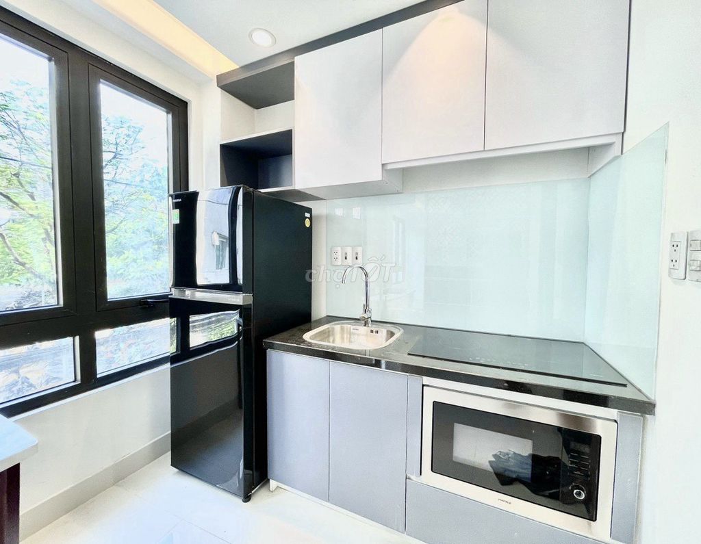 The entire interior room is in the newly built apartment.
