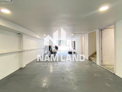 Rent a new house 100% x20 meters of four-story-gangs of 55 million a month.