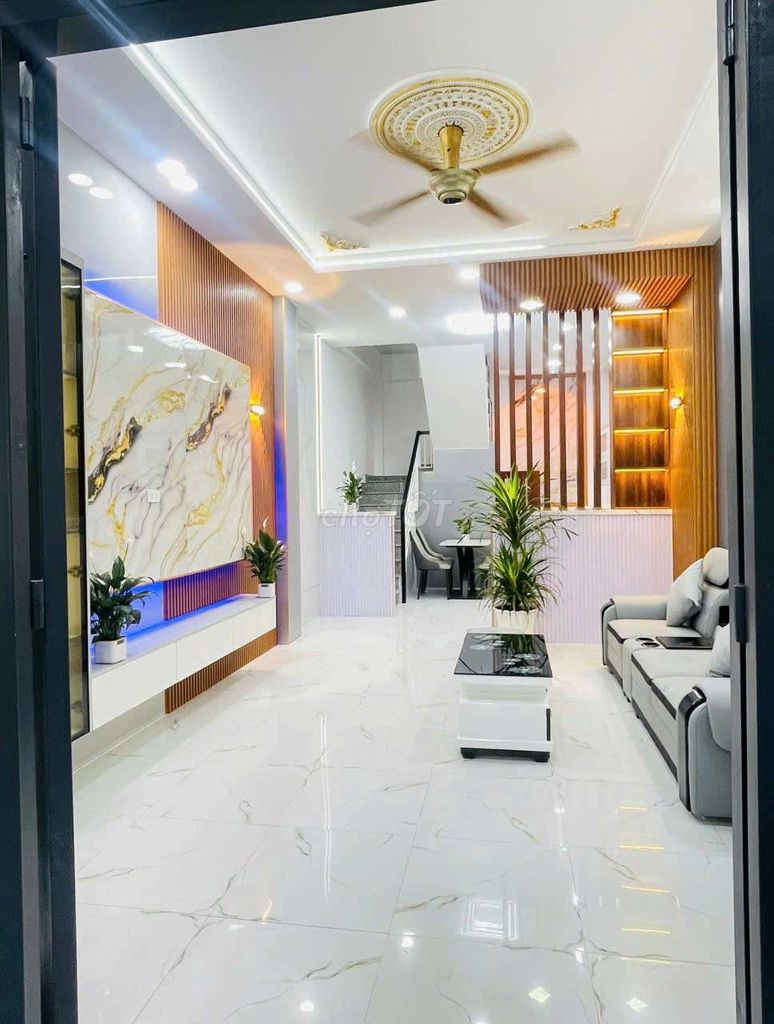 4th floor fullland, Tân Thới Hiệp District 12.