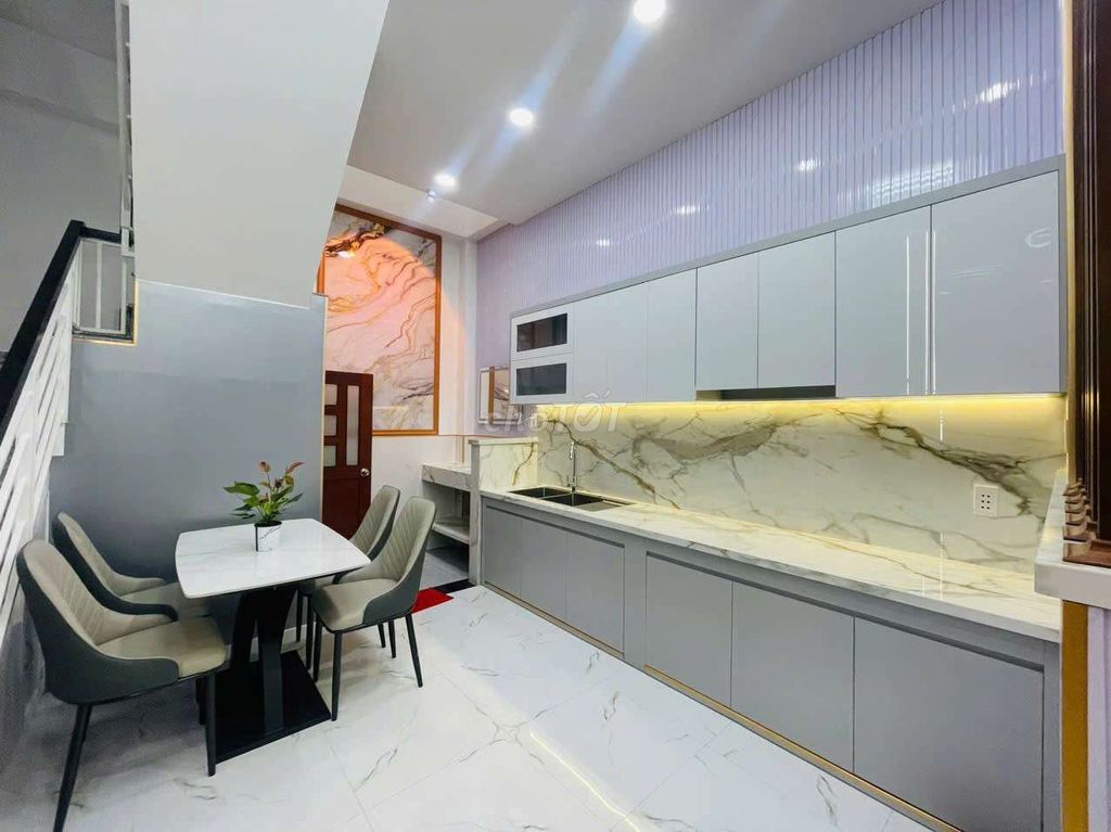 4th floor fullland, Tân Thới Hiệp District 12.
