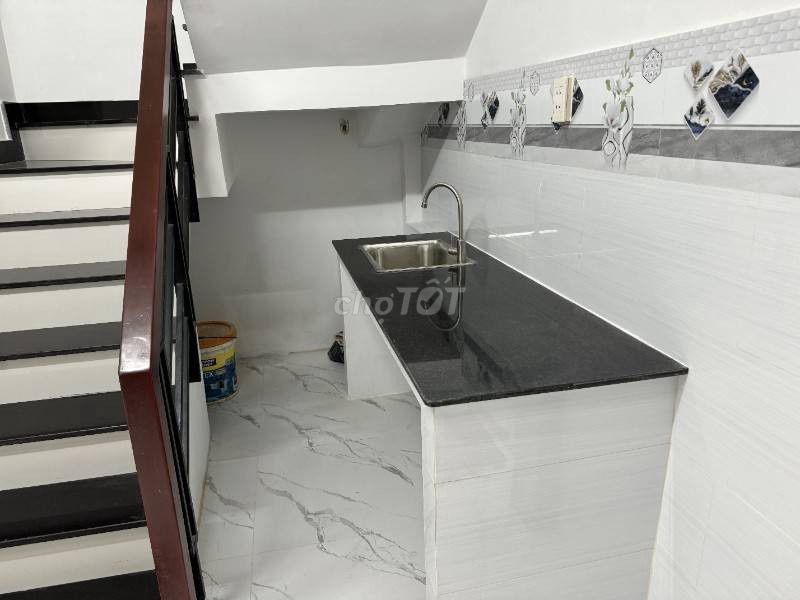 Rtkd Tôn Thất Hiệp 4 x 13, a free business floor
