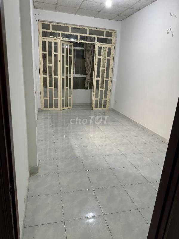 Rtkd Tôn Thất Hiệp 4 x 13, a free business floor