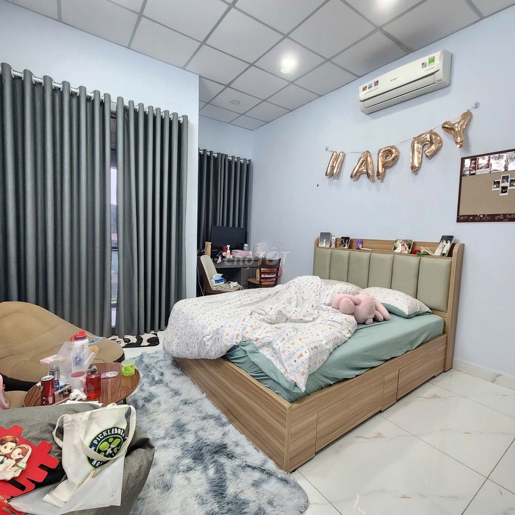 Rent a Hoàng Văn Thụ cash house, 4 meters x 30 meters, 4 5 bathrooms