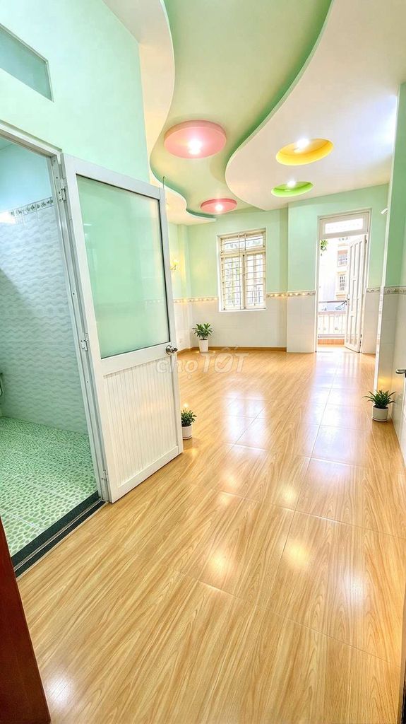 7 rooms 5 X 17 M alley 8 Reciprocal New M