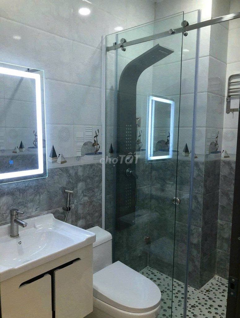 Need to rent a house. 72 A Bàu Cát 1-714 Tân Bình